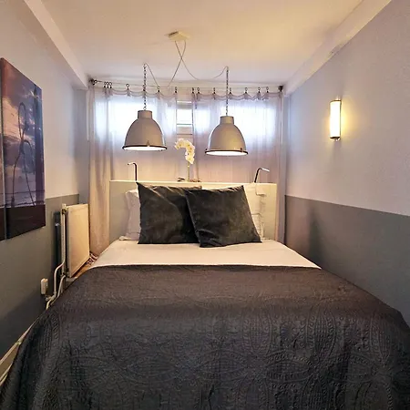 Bluebeach Scheveningen 3*