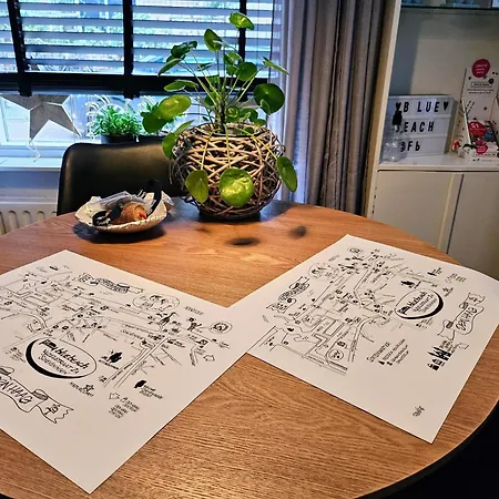 Bluebeach Scheveningen Gæstehus 3*