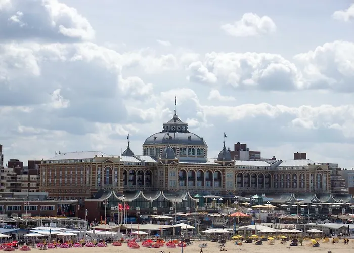 Bluebeach Scheveningen بيت ضيافة لاهاي