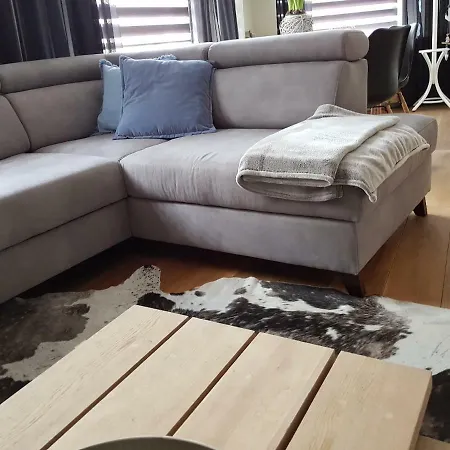 Bluebeach Scheveningen بيت ضيافة 3*